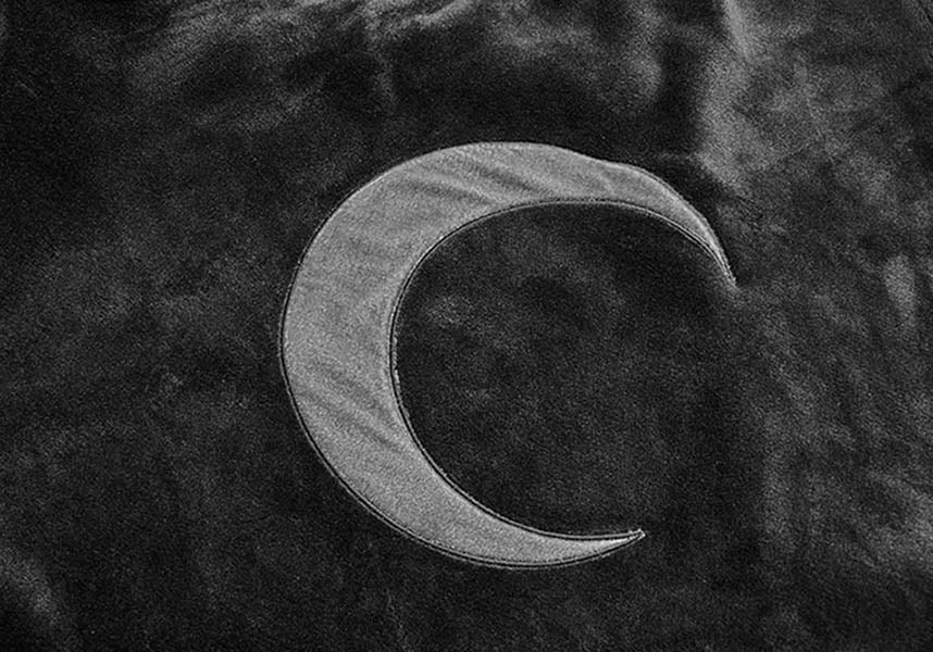 Witch Of Moonlight | CLOAK