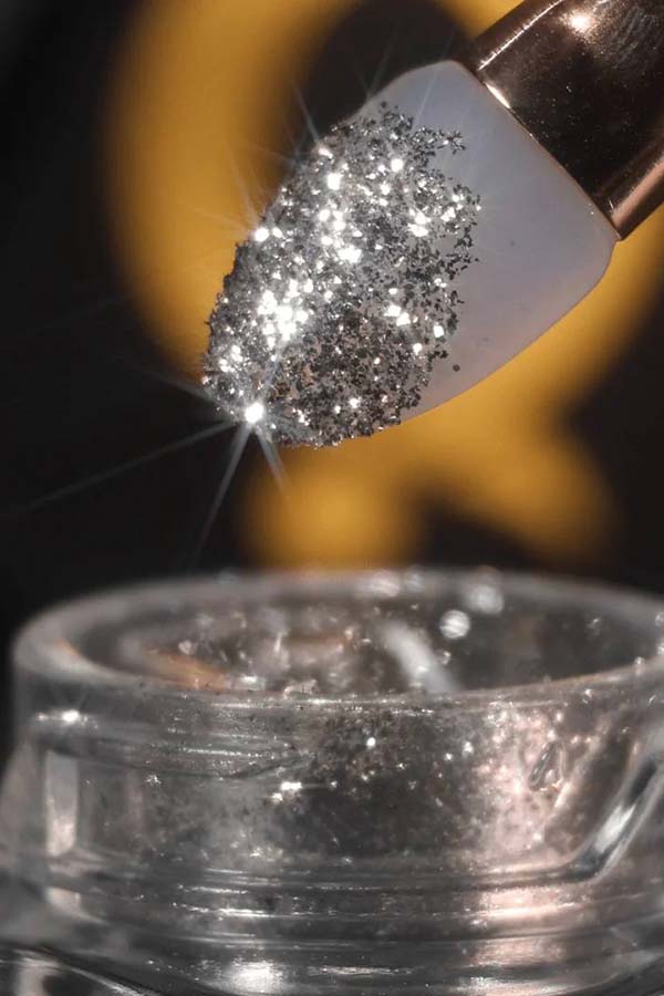 Silver Mirror | EYESHADOW PIGMENT