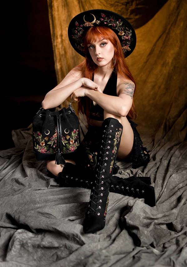 Astrantia | KNEE HIGH BOOTS