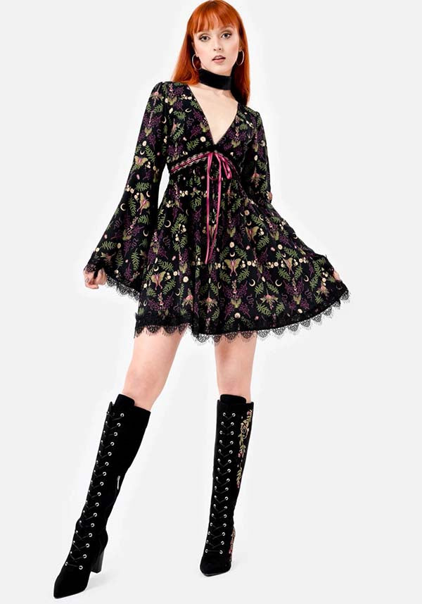 Astrantia | KNEE HIGH BOOTS