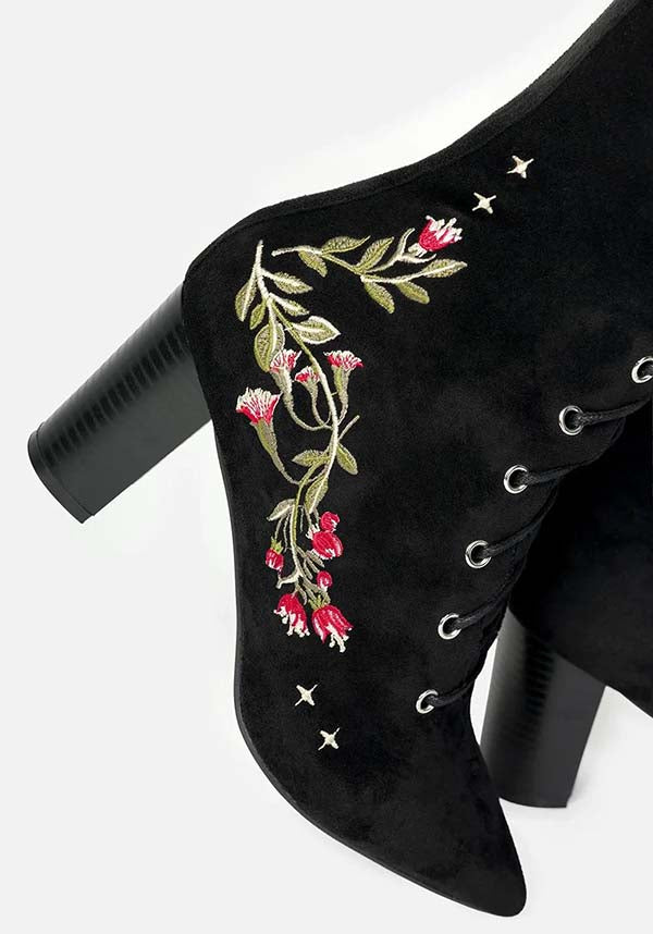 Astrantia | KNEE HIGH BOOTS