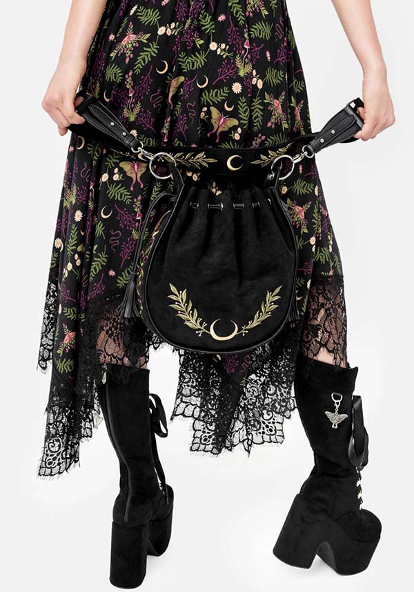 Night Wanderer | PLATFORMS*