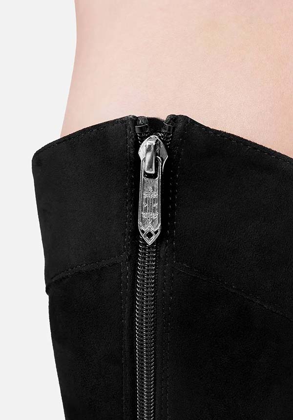 Night Wanderer | PLATFORMS*