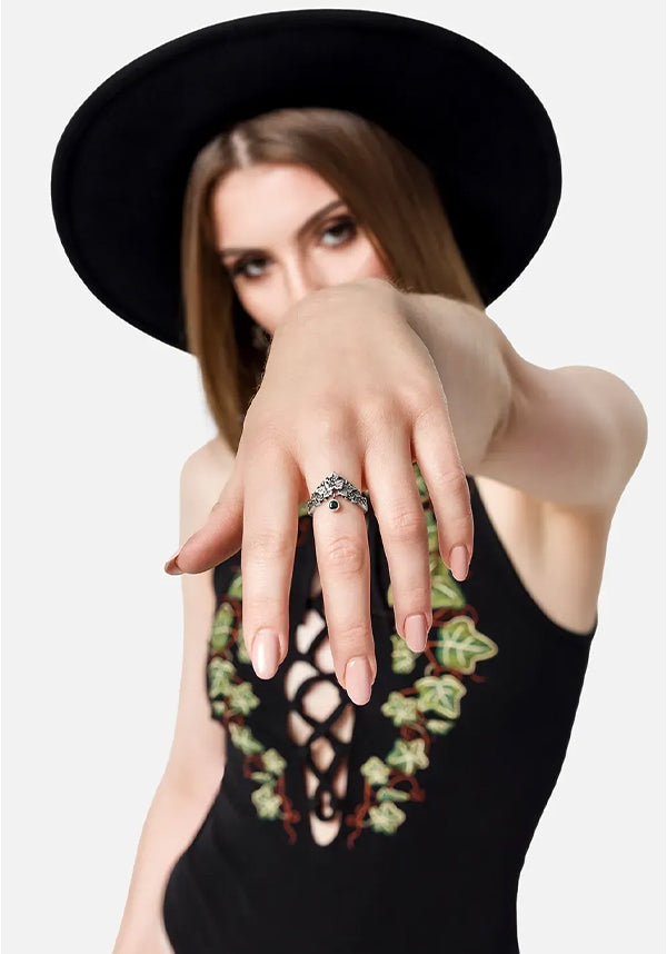 Poisoned Ivy | RING