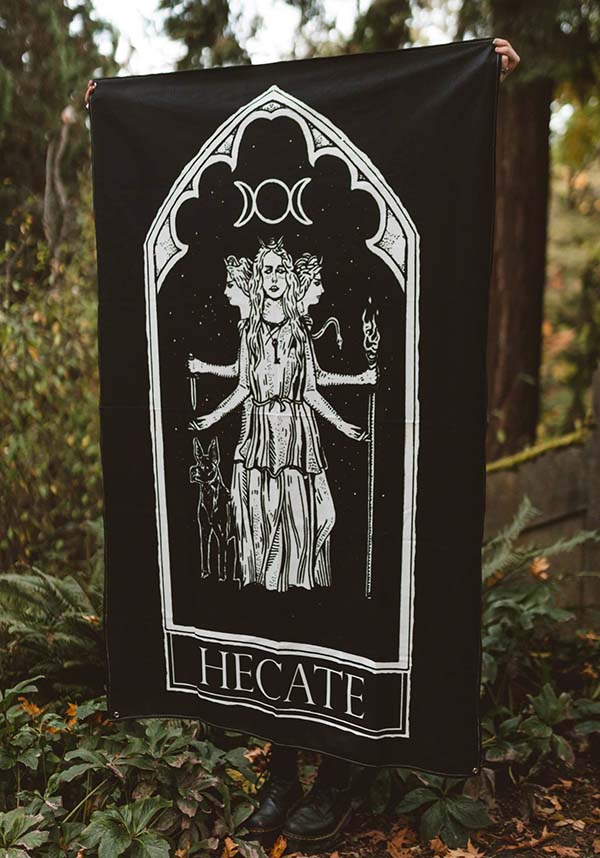 Hecate | TAPESTRY