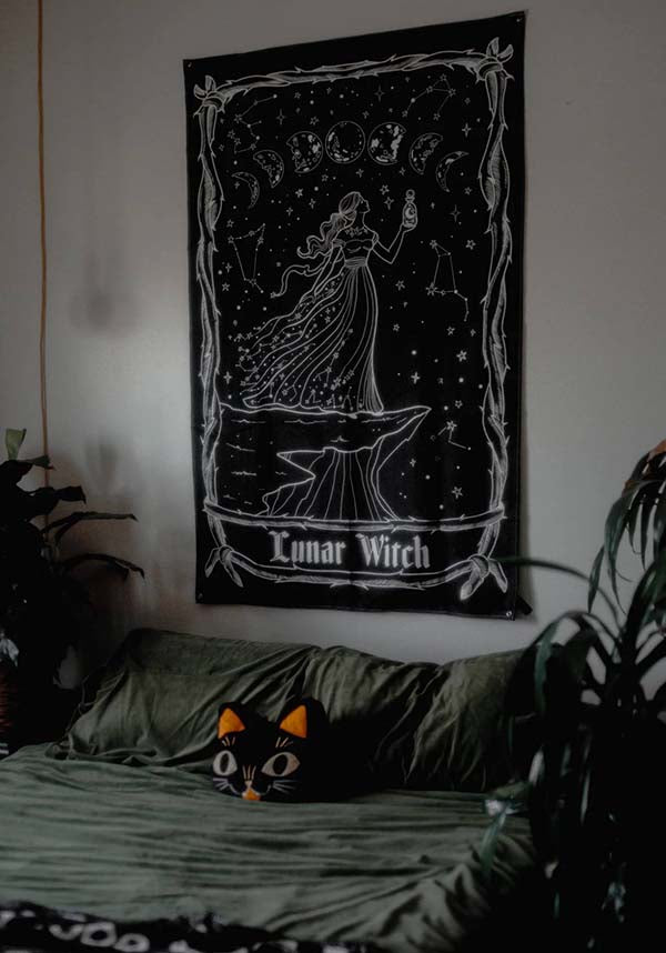 Lunar Witch | TAPESTRY