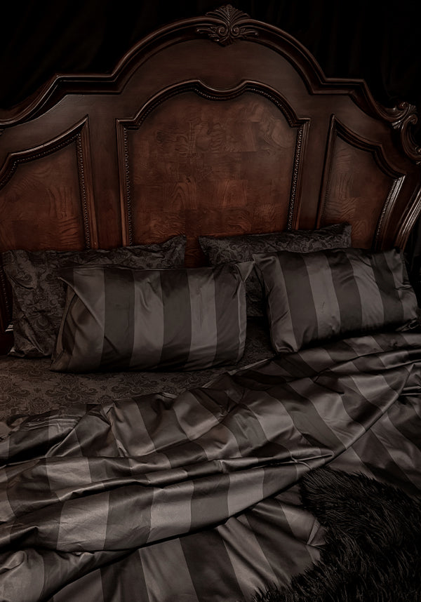 Midnight Creeps | QUILT SET [KING]