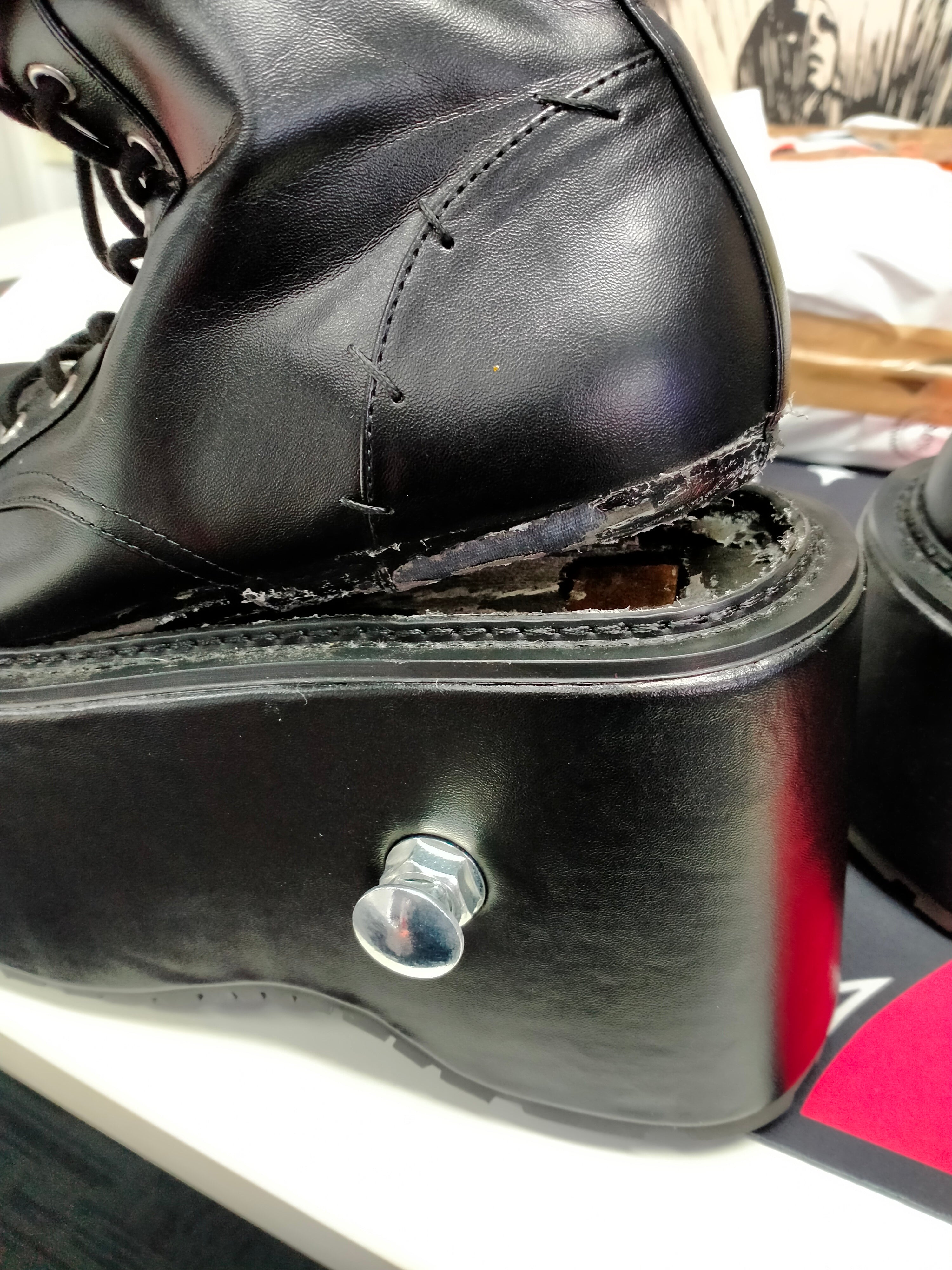 Monster | PLATFORM BOOTS (FAULTY)**