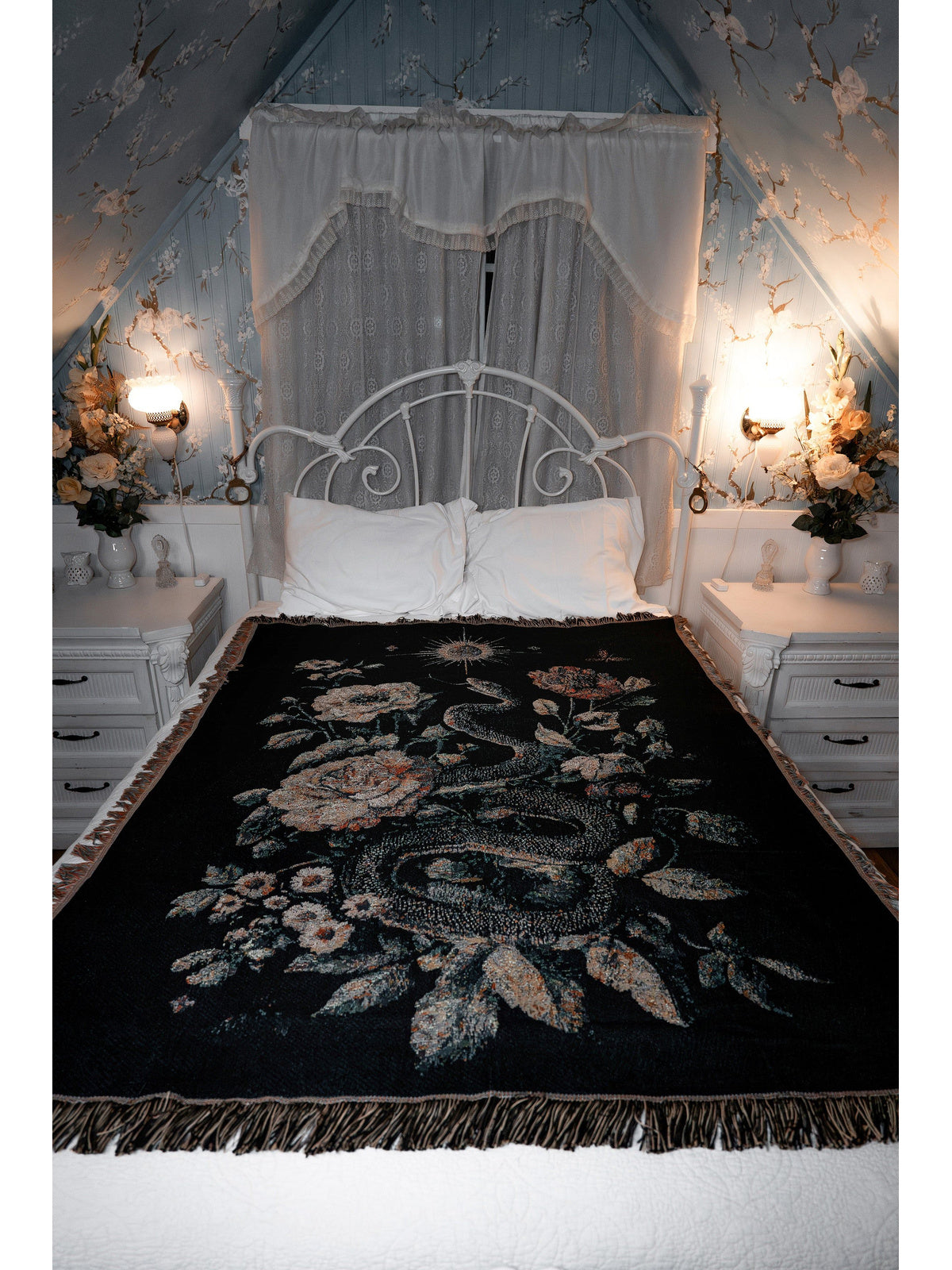 Thornbitten | TAPESTRY