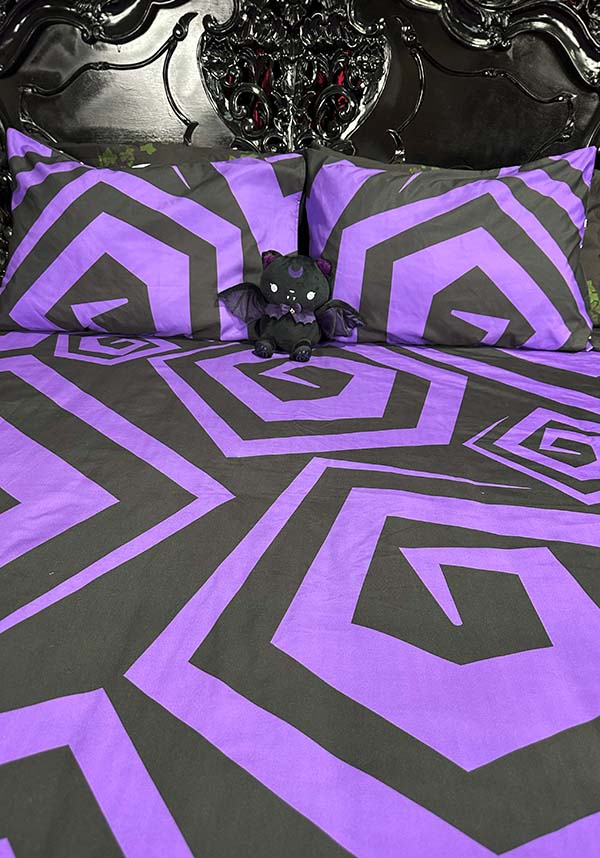 Beetlejuice: Strange and Unusual [King] | QUILT SET**