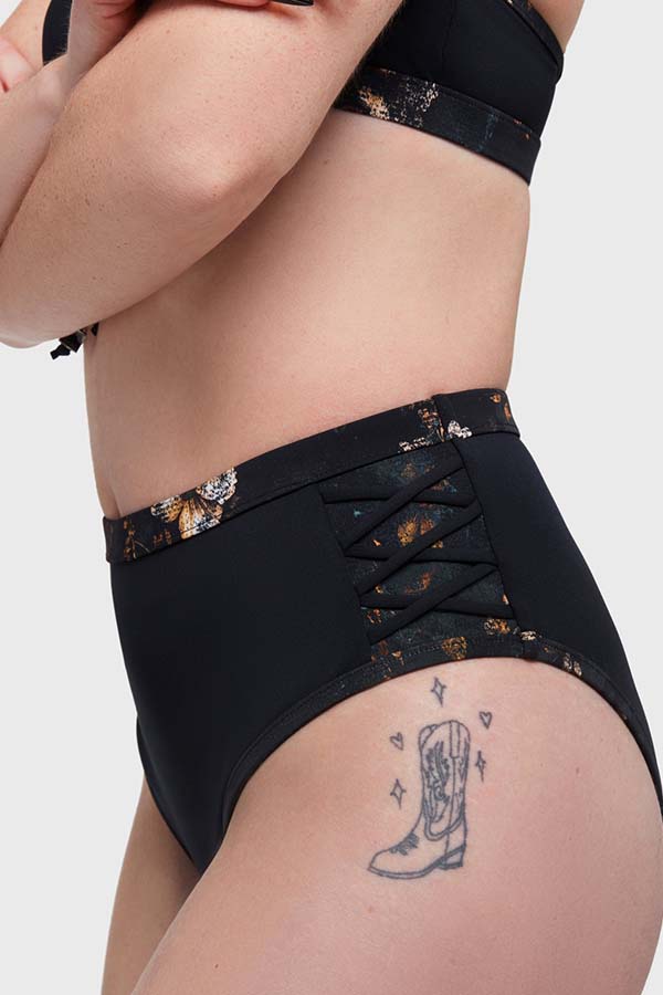 Cinder Root | BIKINI BOTTOM