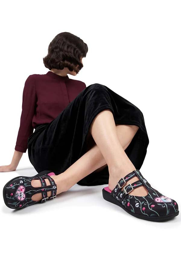 Eternal Valentine | CLOGS