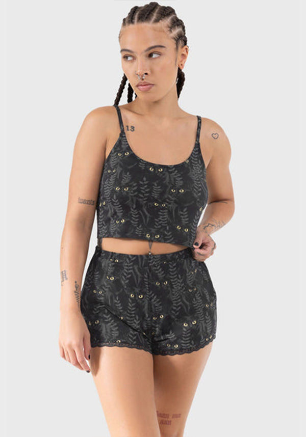 Familiar Woods | SHORTS