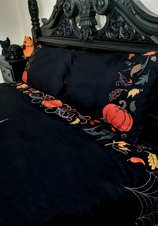 Haunted Hallows | QUILT SET [KING]