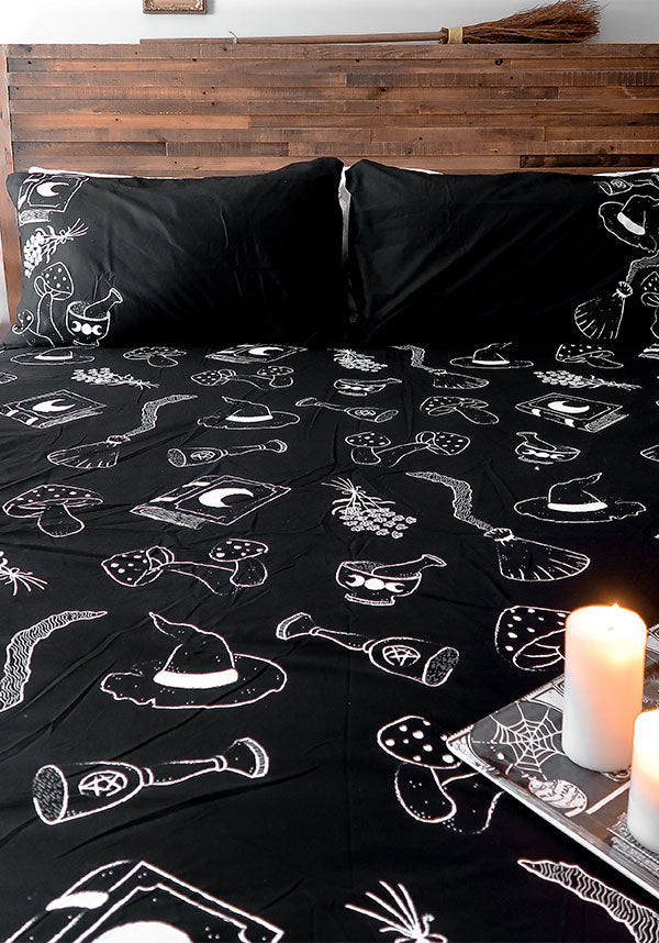 Cottage Witch | QUEEN QUILT SET