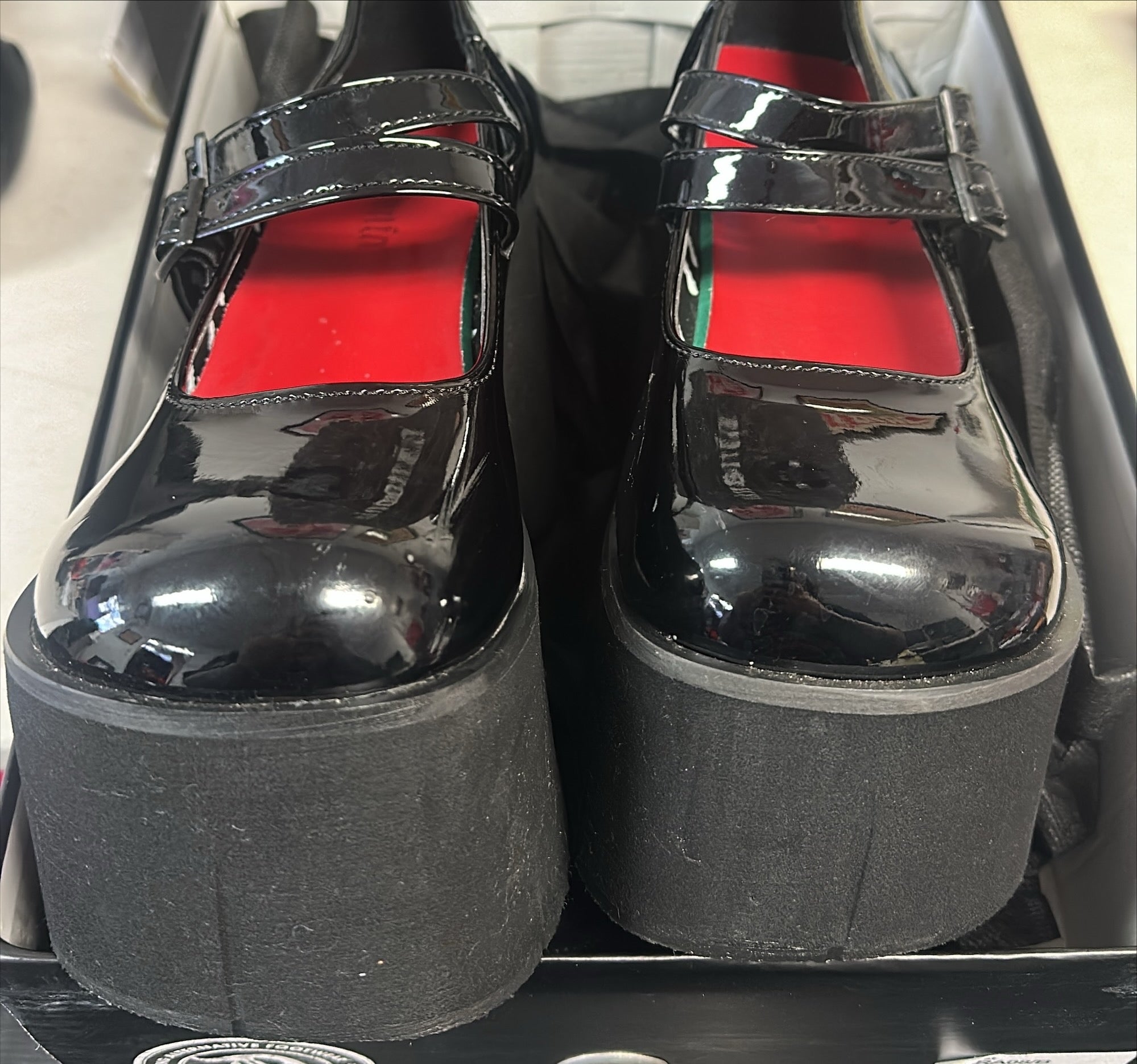 KERA-08 [Black Patent] | PLATFORMS [FAULTY]**