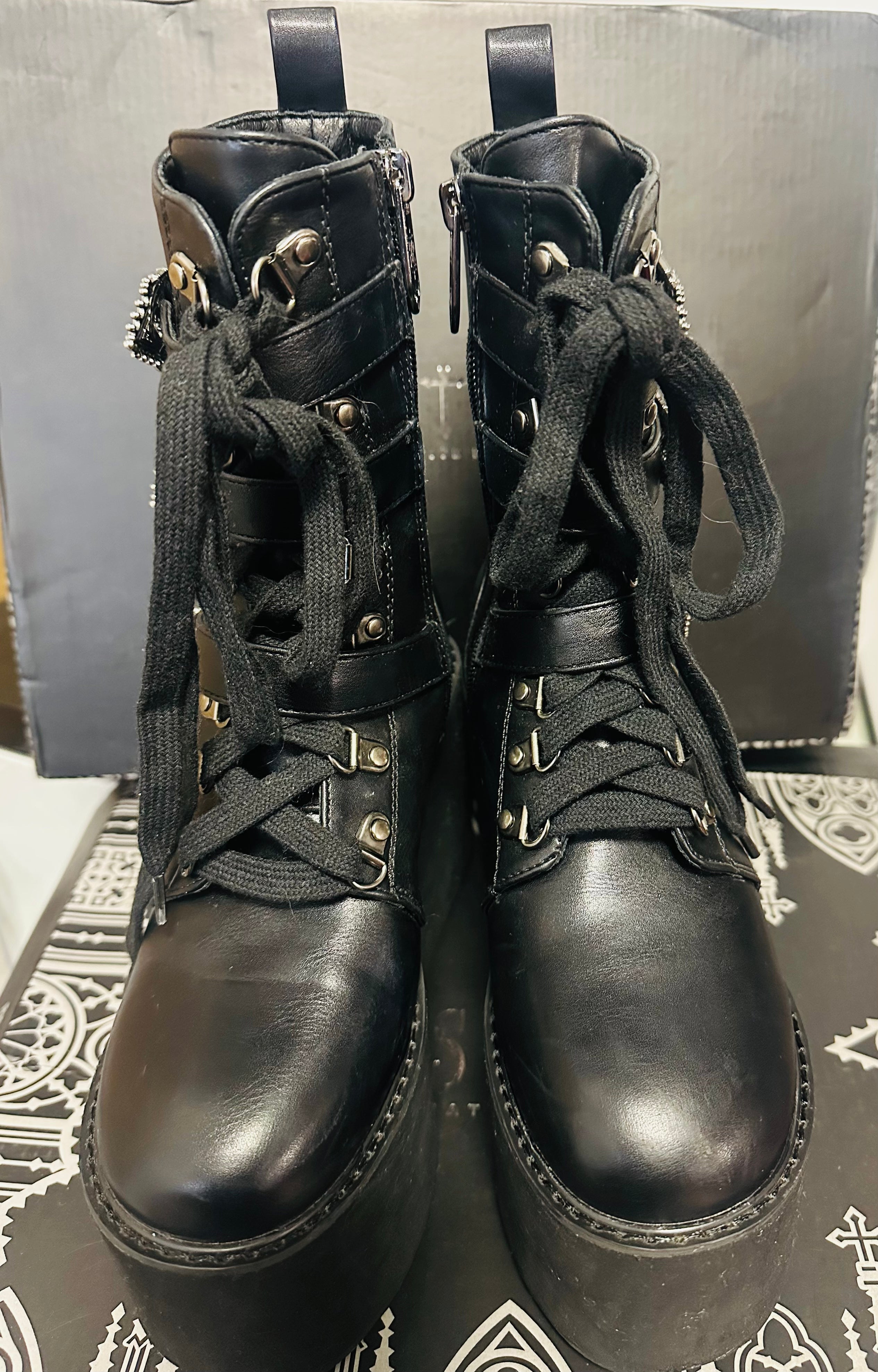 Ceremony | PLATFORM BOOTS (FAULTY)**