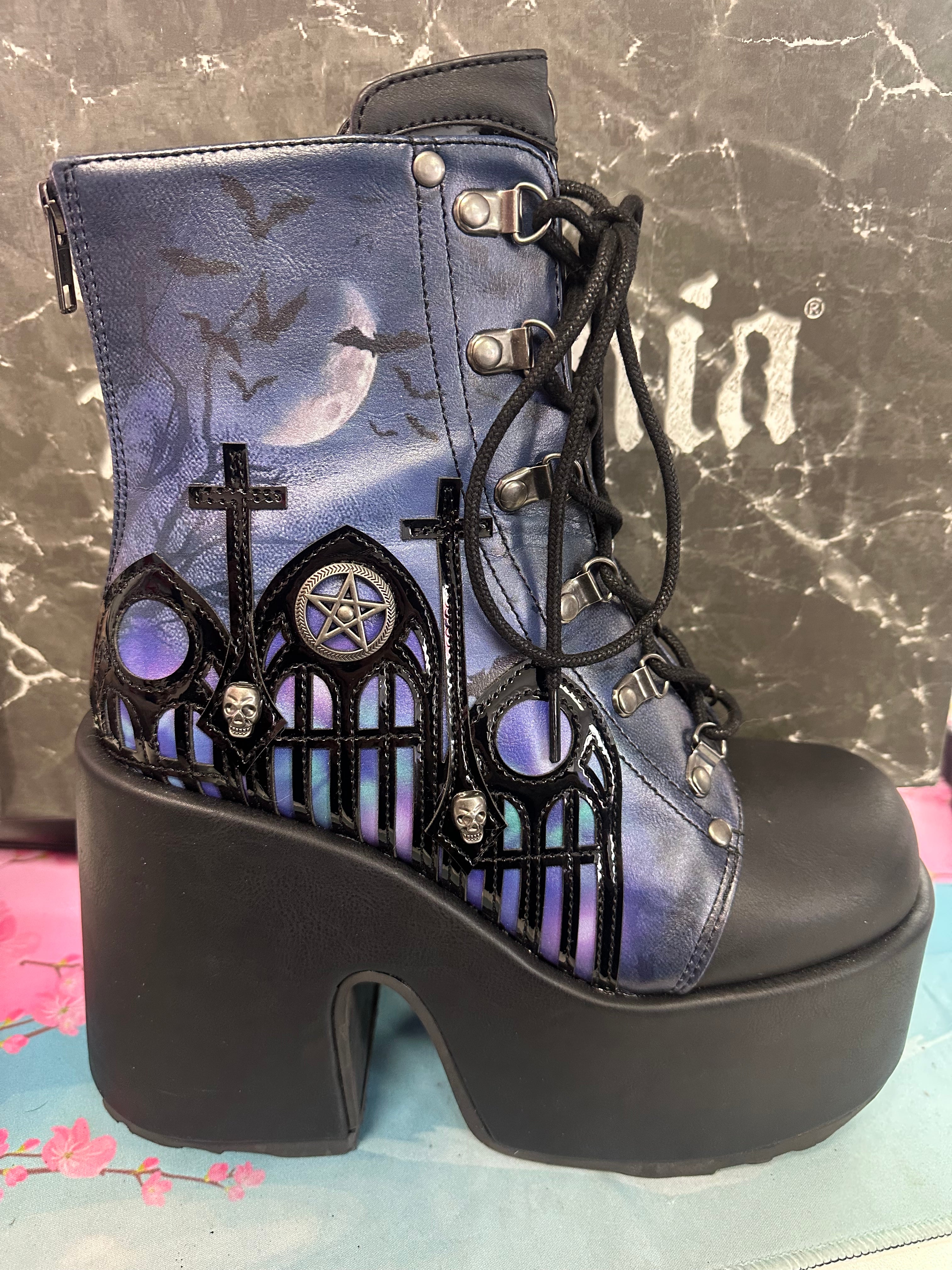 CAMEL-203-PT [Black/Blue] | PLATFORM BOOTS (FAULTY)**