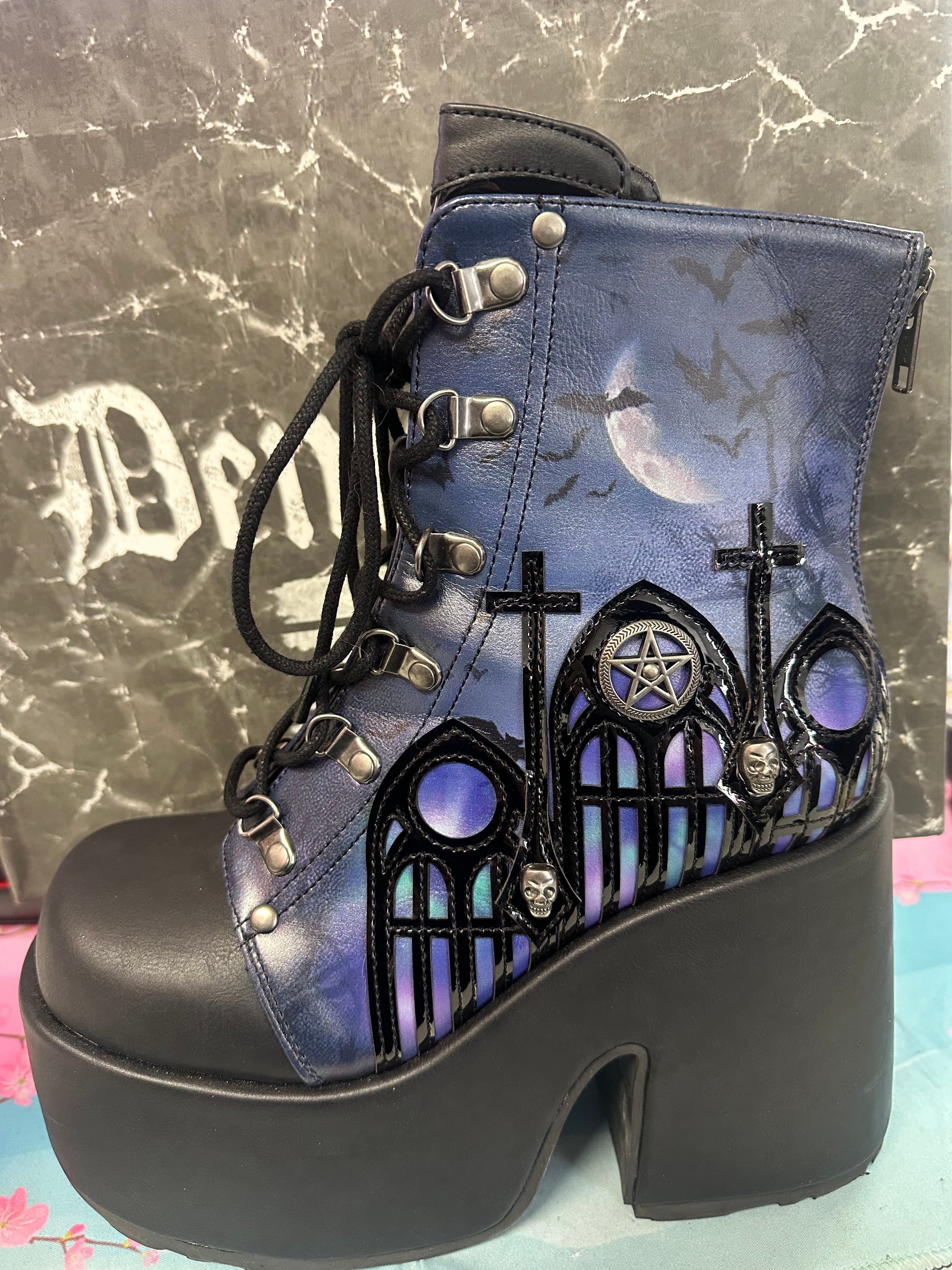 CAMEL-203-PT [Black/Blue] | PLATFORM BOOTS (FAULTY)**