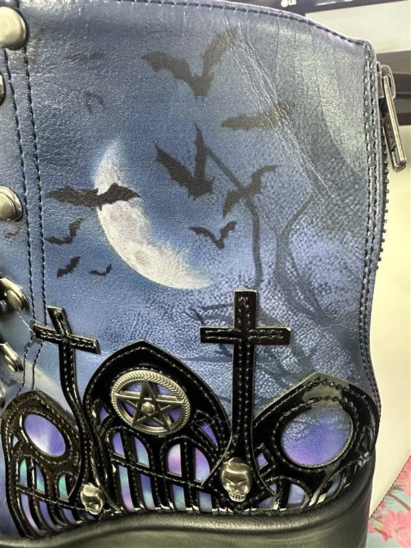 CAMEL-203-PT [Black/Blue] | PLATFORM BOOTS (FAULTY)**