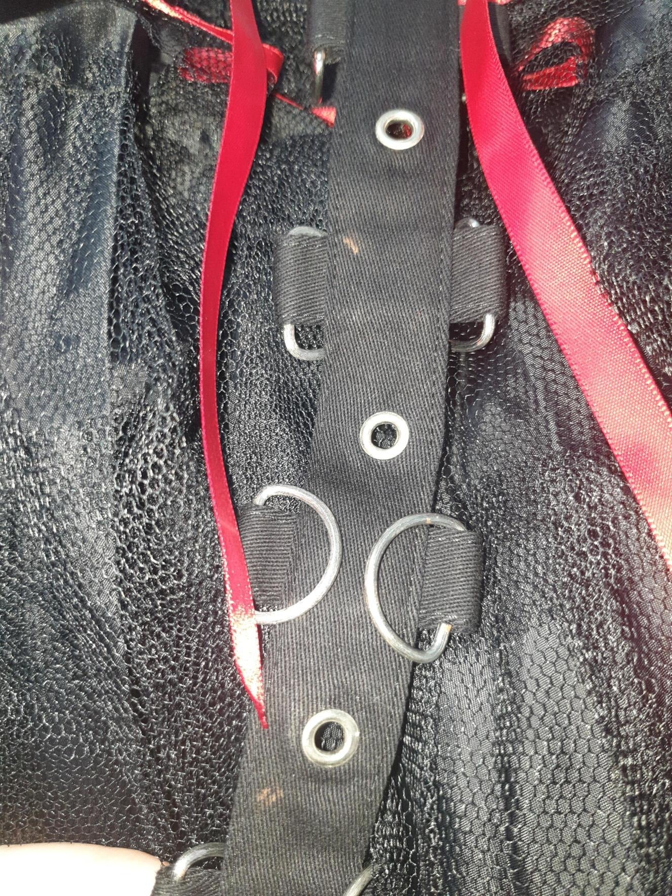 Chai [Black/Red] | MINI SKIRT (DAMAGED)**