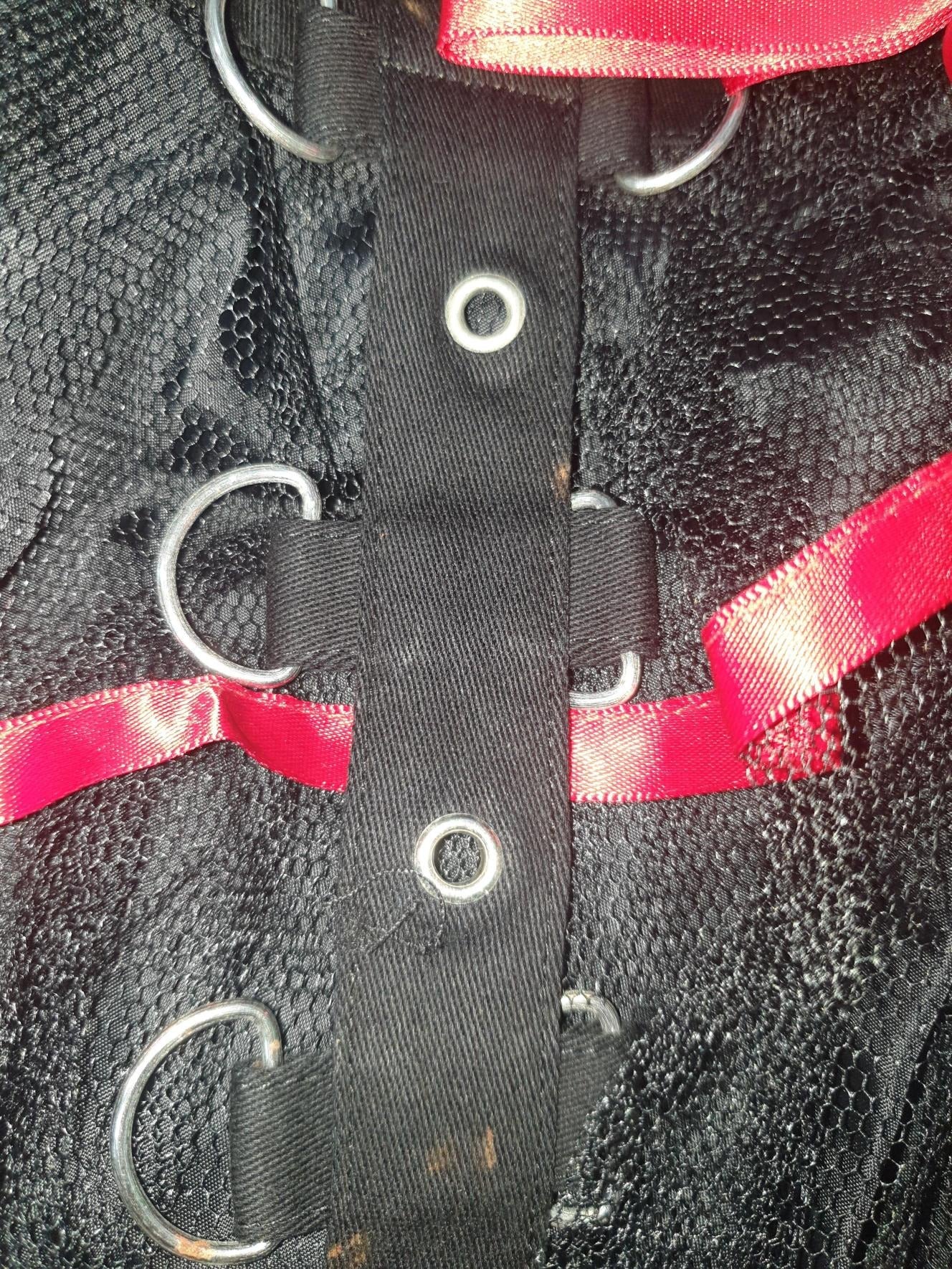 Chai [Black/Red] | MINI SKIRT (DAMAGED)**