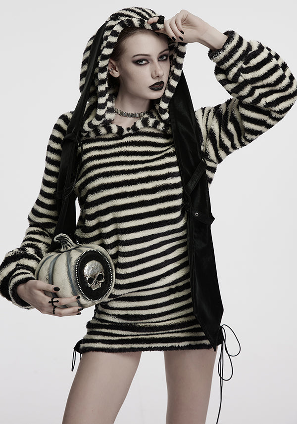 Yua Usagi | HOODIE