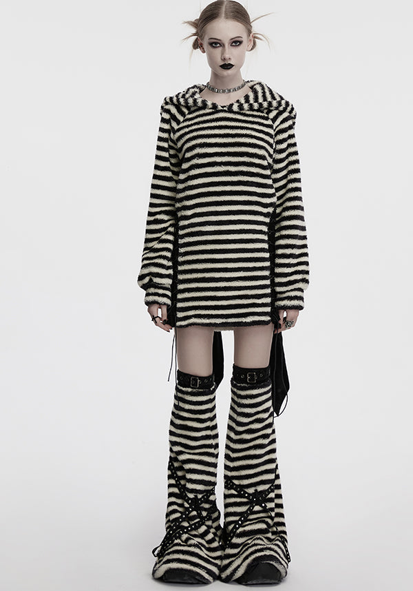 Yua Usagi | HOODIE