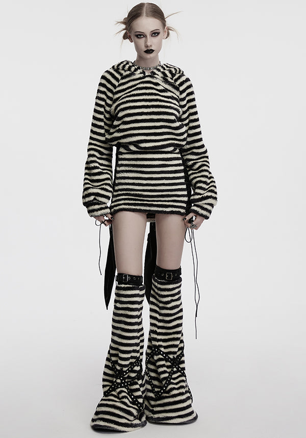 Yua Usagi | HOODIE