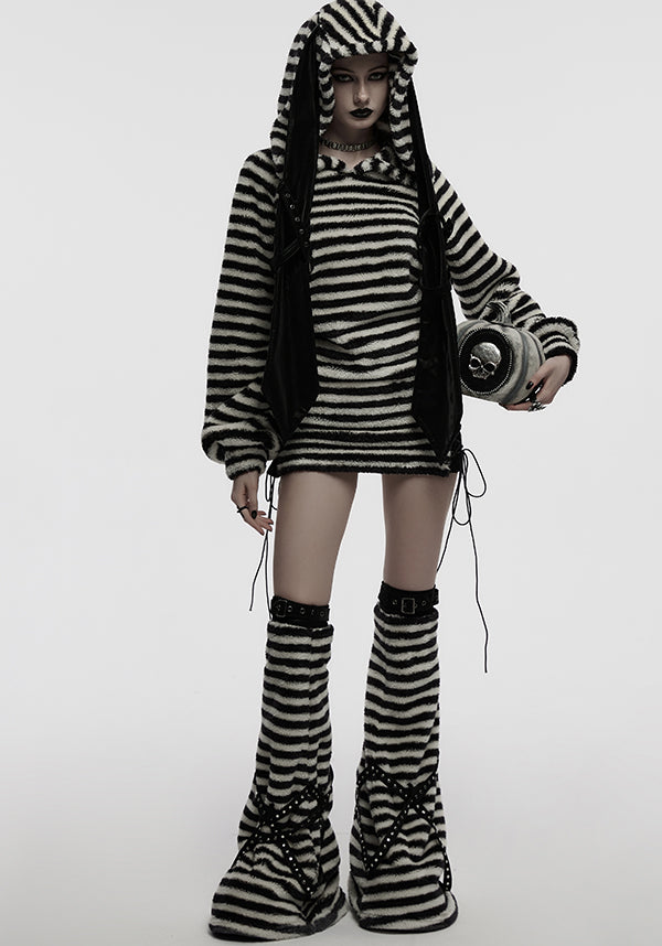 Yua Usagi | HOODIE