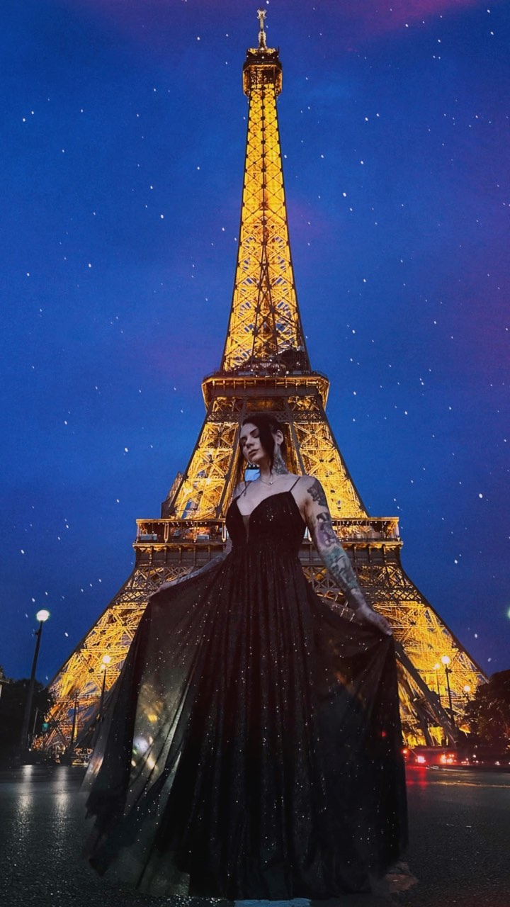 Paris | EVENING GOWN