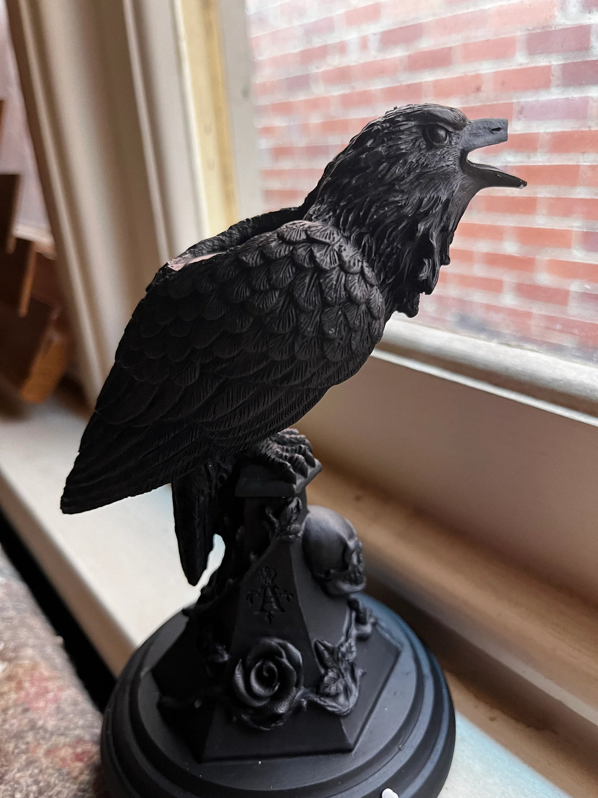 Poe&#39;s Raven | CANDLESTICK [DAMAGED]**