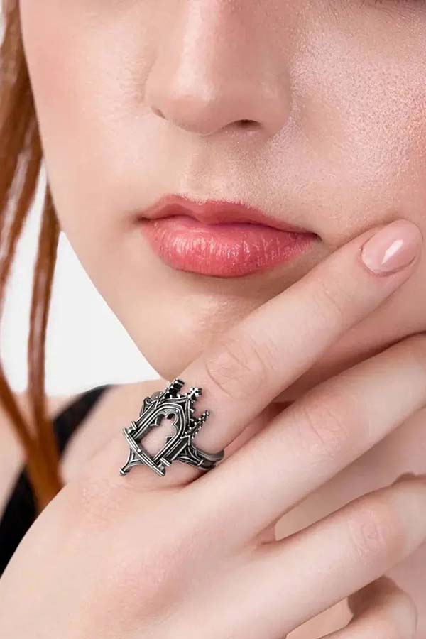 Sancta Lux | RING