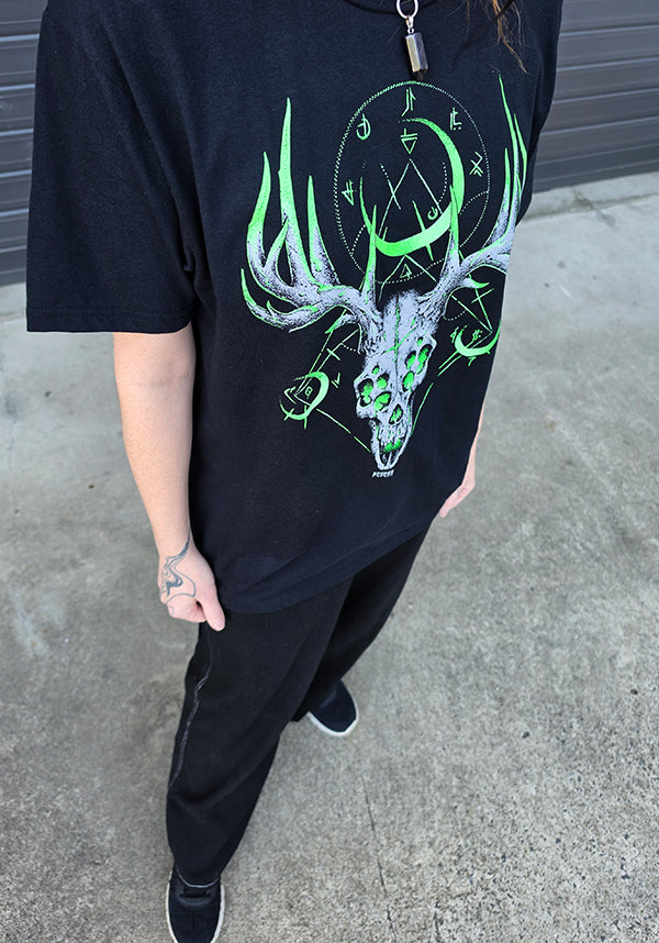 Vengeful Prey [Green] | T-SHIRT