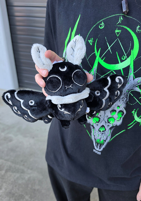 Vengeful Prey [Green] | T-SHIRT