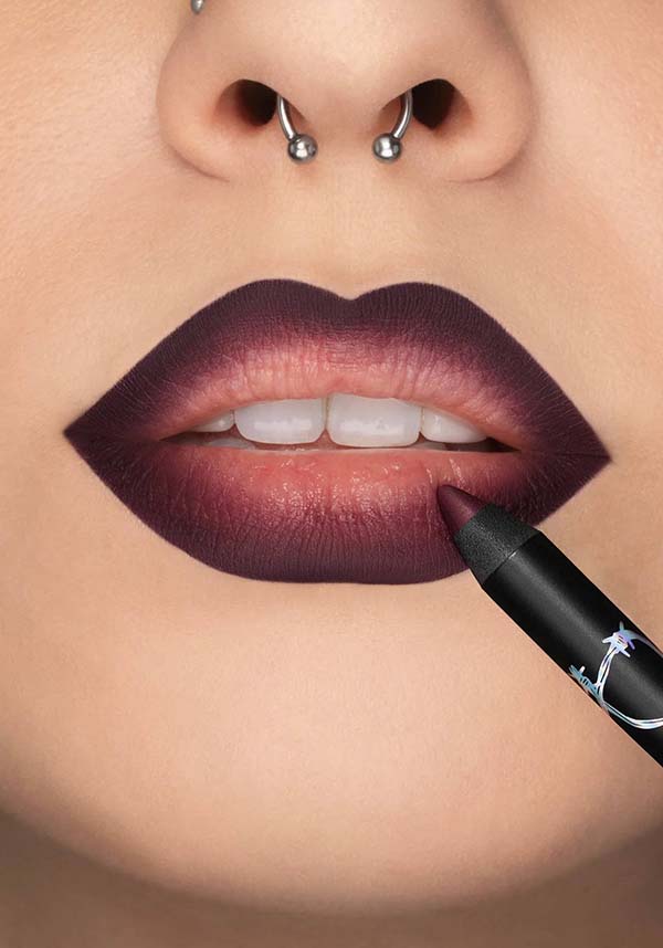 Poltergeist | LIP LINER