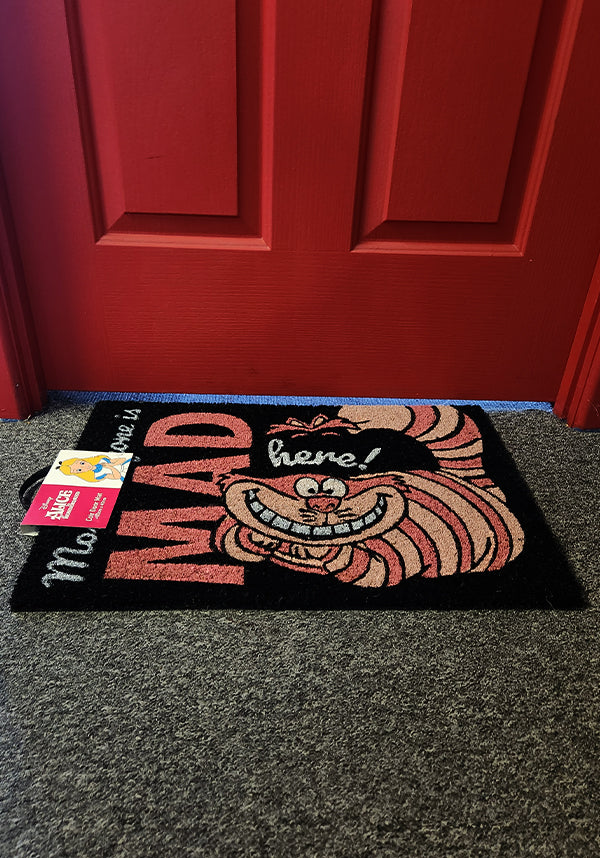 Disney Alice In Wonderland: We're All Mad Here II - Side View