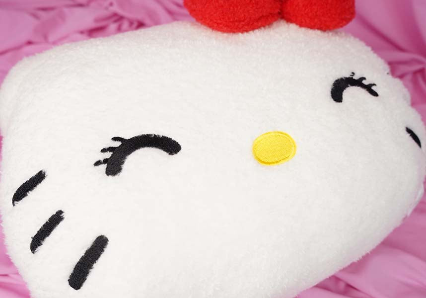 Hello Kitty: Head [Closed eyes] | PLUSH CUSHION