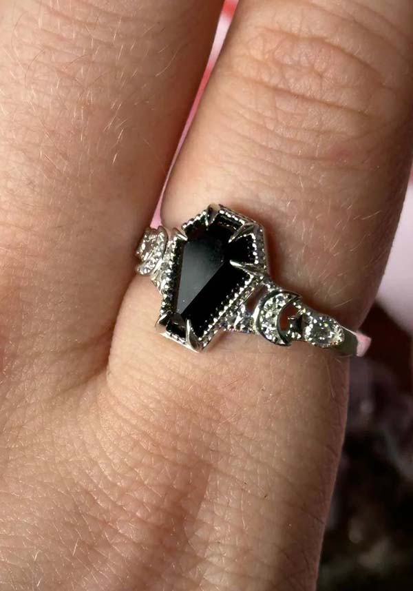 Eternal Sleep Onyx | COFFIN RING