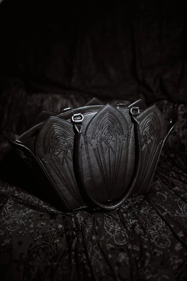Crucis Umbra | BAG