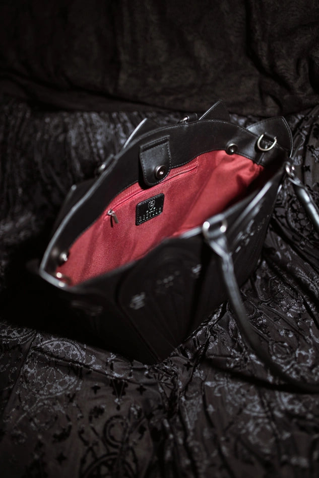 Crucis Umbra | BAG