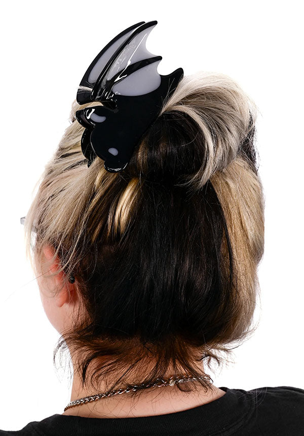Batty Claw [Black] | CLIP