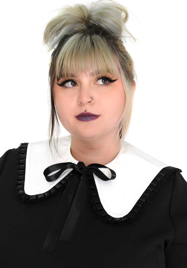 Claudia [White/Black] | COLLAR*