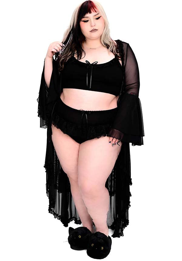 Lucretia | DUSTER