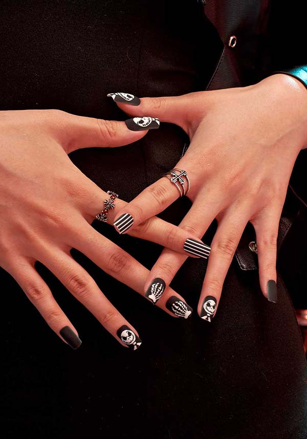 Whats up | PRESS ON NAILS
