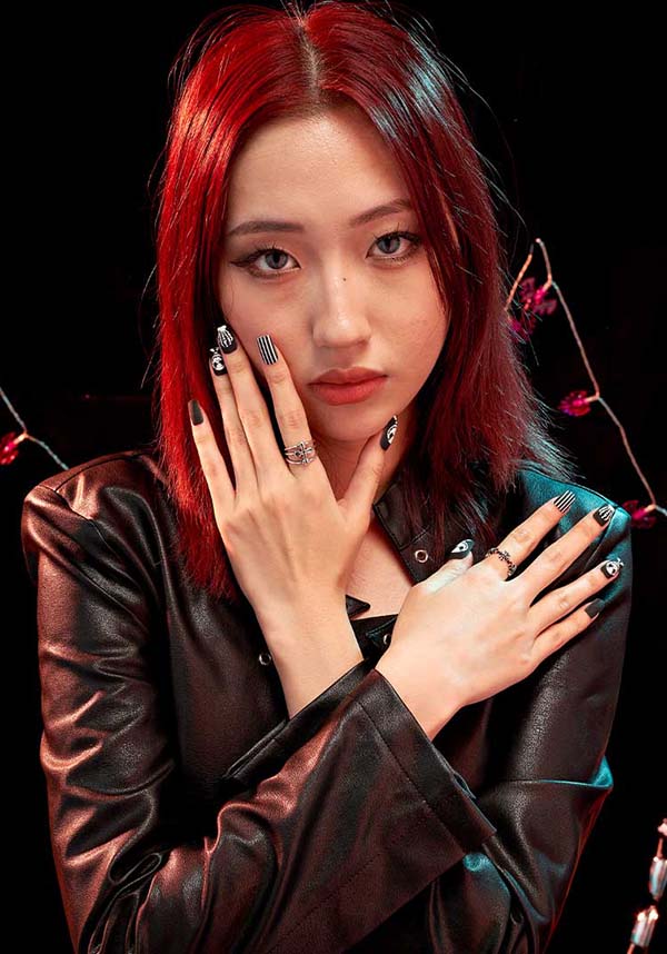 Whats up | PRESS ON NAILS