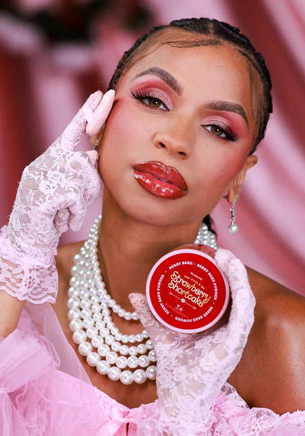 Strawberry Shortcake | BAKE & SET POWDER