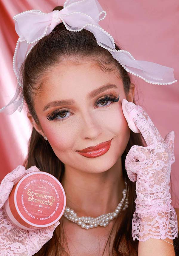 Strawberry Shortcake | BAKE & SET POWDER