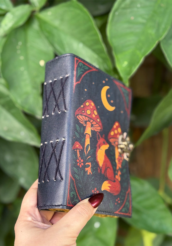 GOTHIC GIFTS Fox & Mushroom | LEATHER JOURNAL - Detail 2