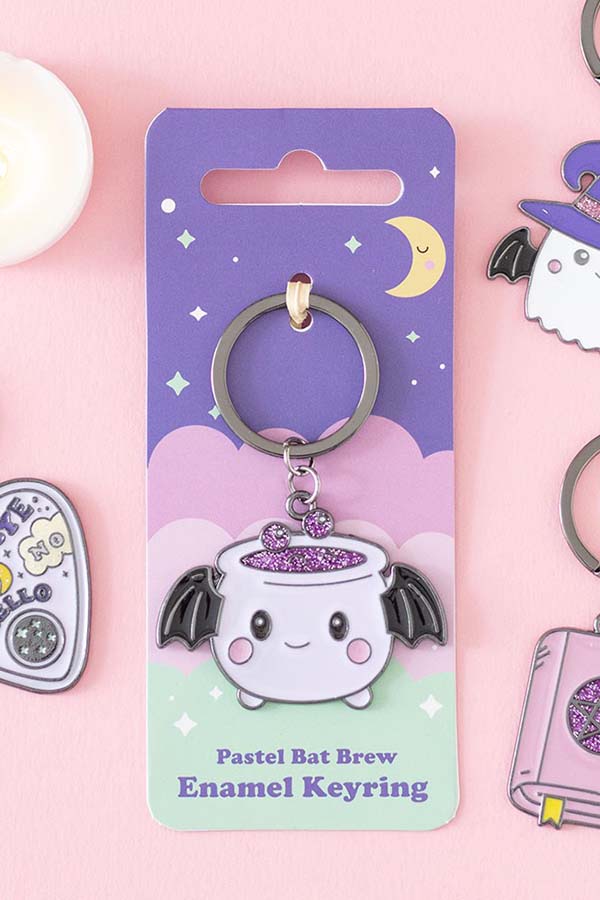 Pastel Batbrew Cauldron | KEYRING